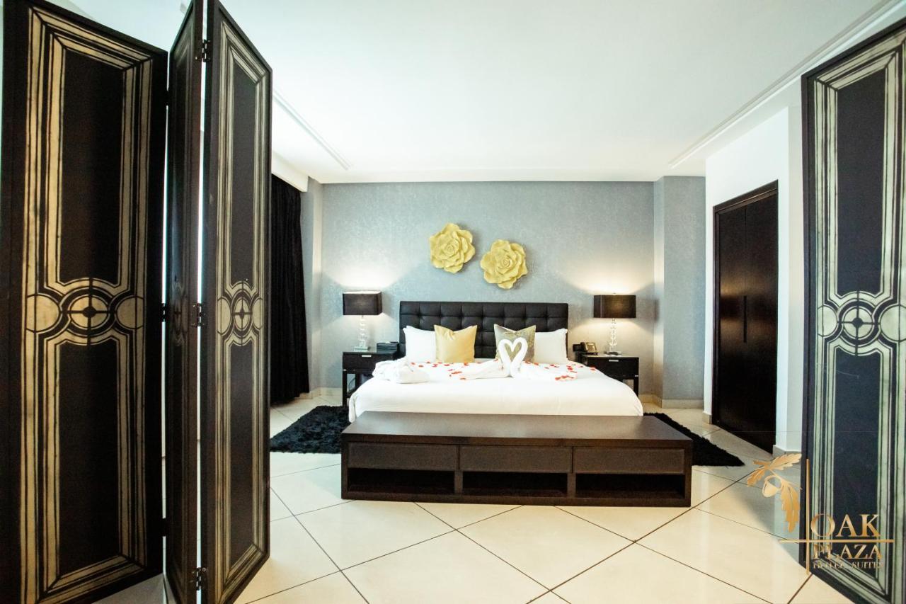 Oak Plaza Hotels East Airport Accra Exterior photo
