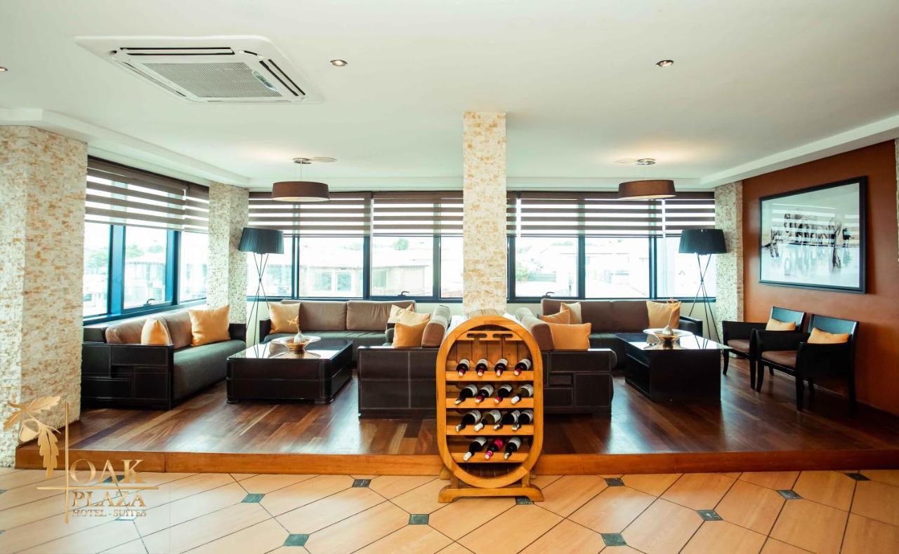 Oak Plaza Hotels East Airport Accra Exterior photo
